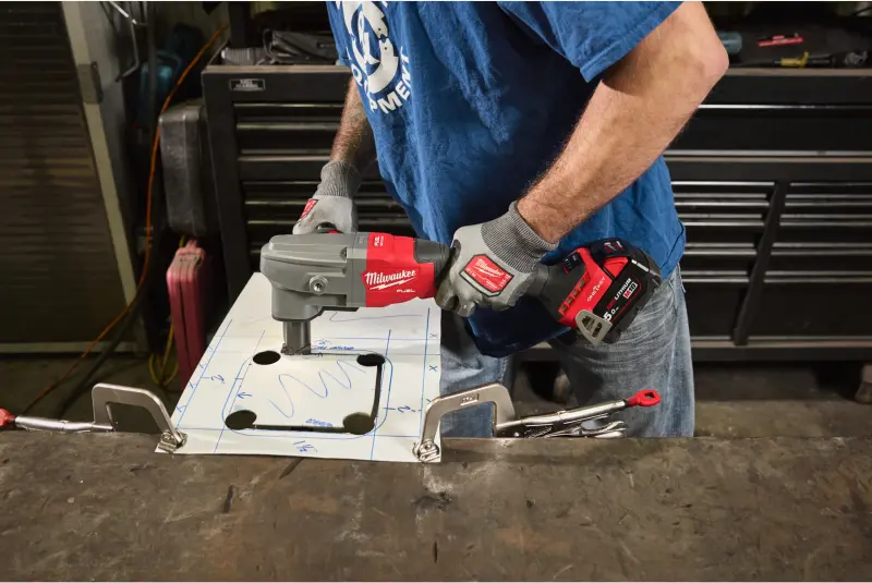 Aku prostřihovač plechu 3,5 mm Milwaukee M18 FNB35-502X  (MI4933498983)